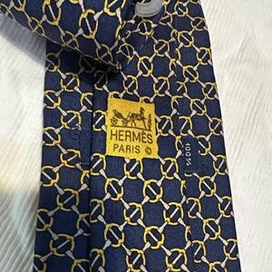 Hermes Navy and Gold Patterned Men's Tie